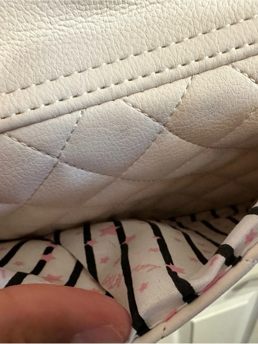 Cute Cat Face Quilted Backpack - White and Black